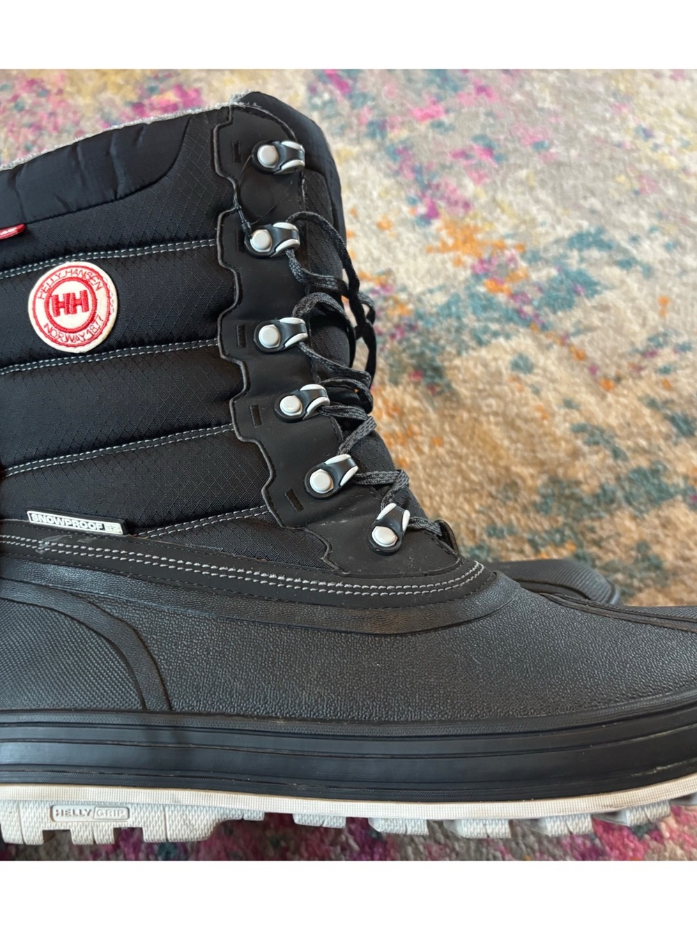 Helly Hansen Black Womens Insulated snowproof Boots